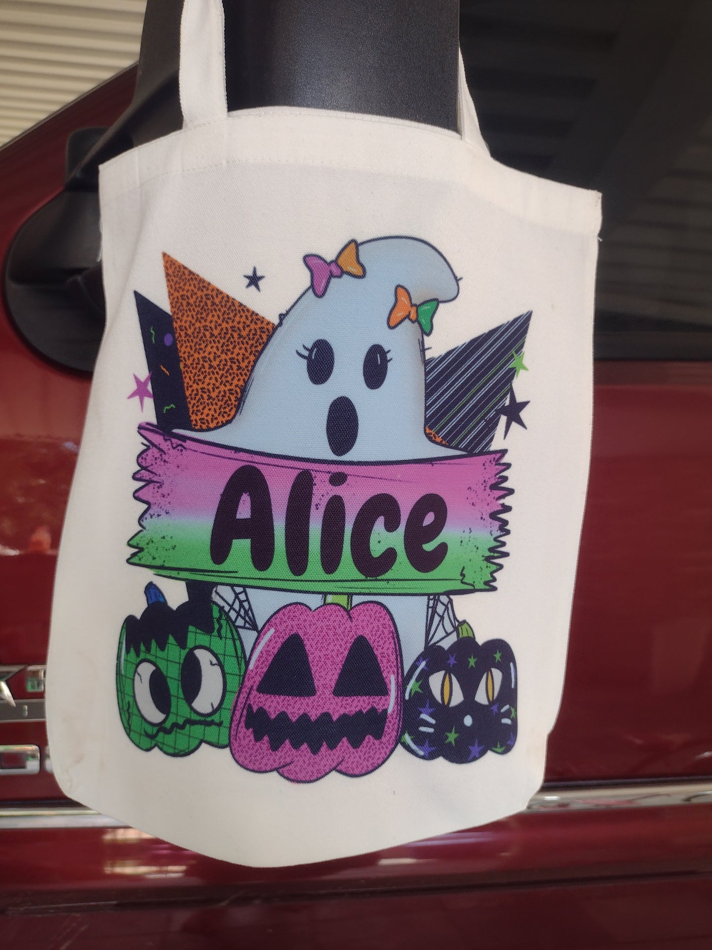 1 custom Halloween bags