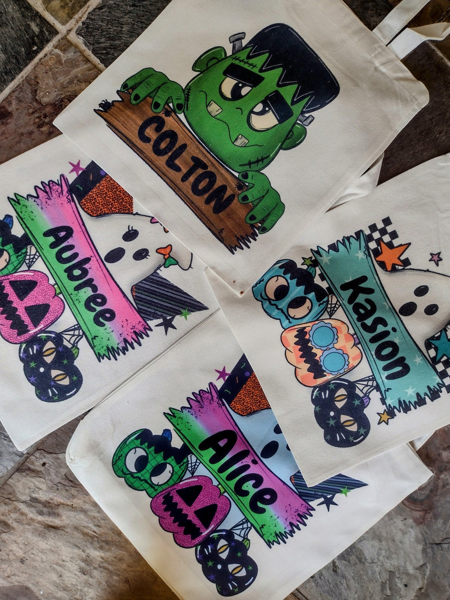 1 custom Halloween bags